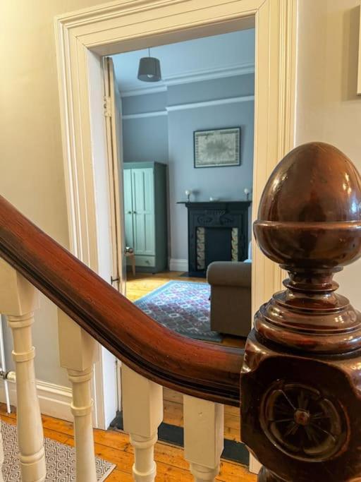 The Victorian Townhouse Portrush Villa Bagian luar foto