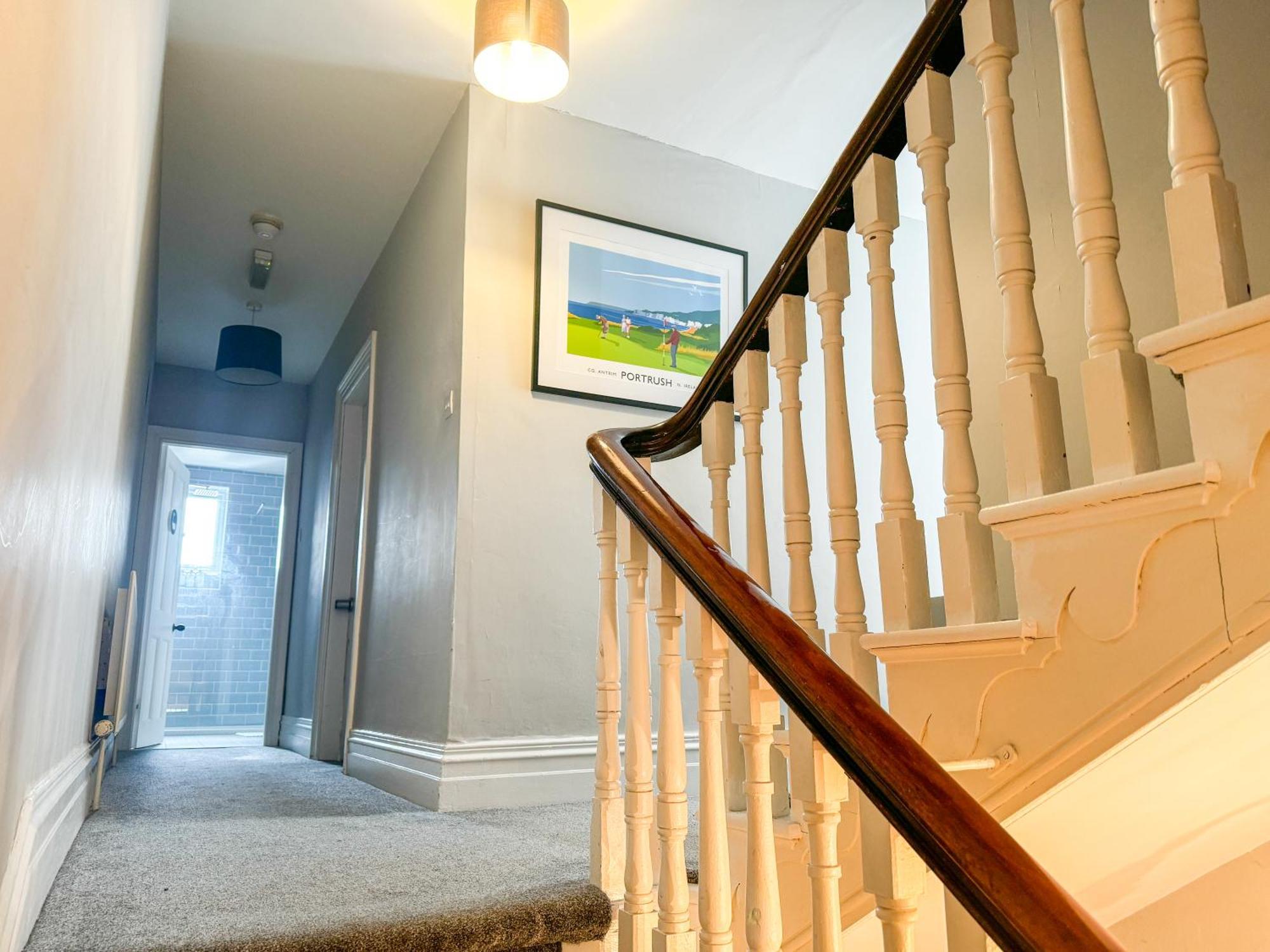 The Victorian Townhouse Portrush Villa Bagian luar foto
